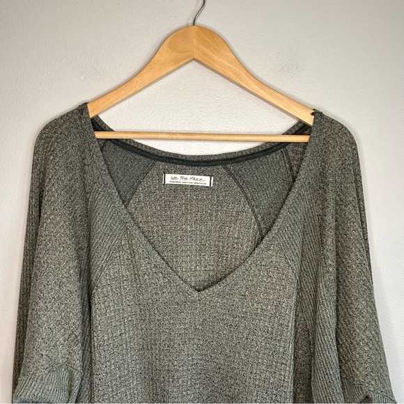 Free People Santa Clara Olive Green Slouchy Dolman Sleeve Thermal Top - Picture 4 of 11